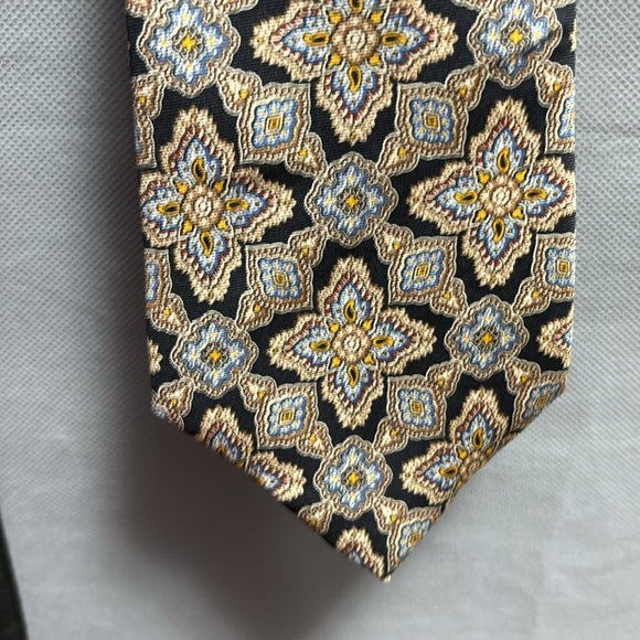 Vintage men’s silk tie. Made in USA, Liberty of London. - Picture 2 of 3